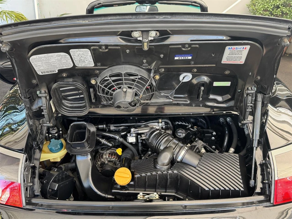 1999 Porsche 996 Carrera - Image 22 of 31