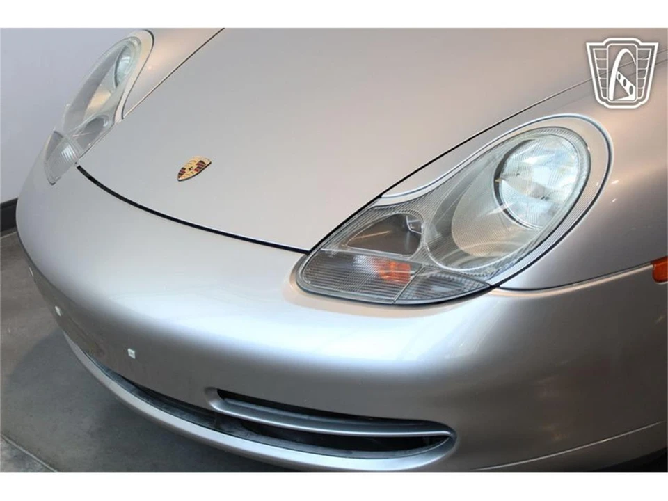 1999 Porsche 996 Carrera - Image 26 of 31