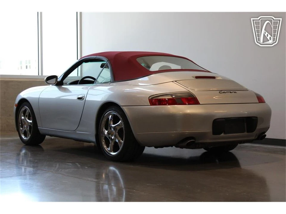 1999 Porsche 996 Carrera - Image 17 of 31