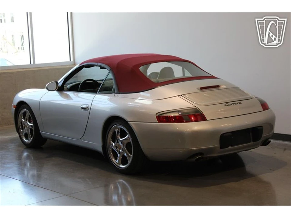 1999 Porsche 996 Carrera - Image 13 of 31