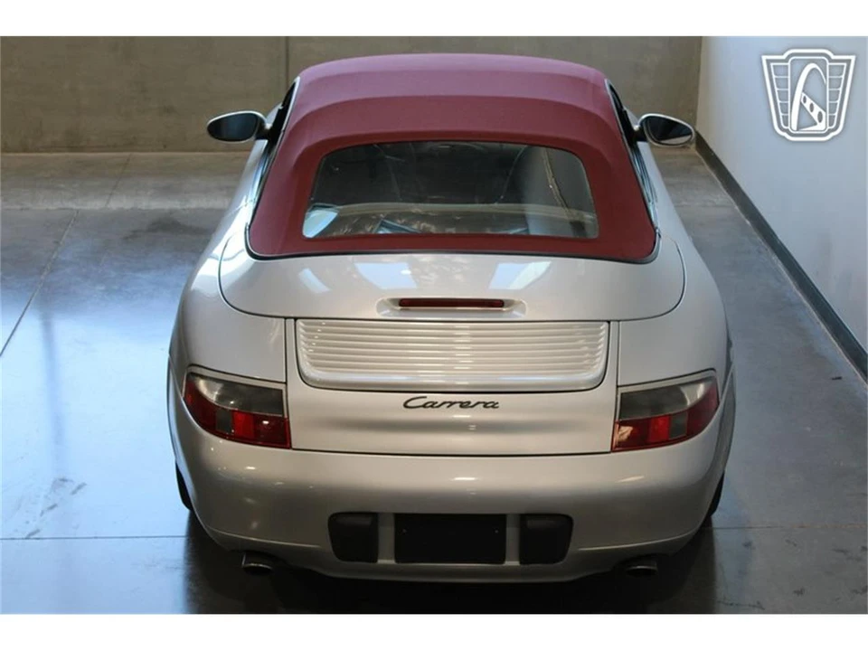 1999 Porsche 996 Carrera - Image 10 of 31