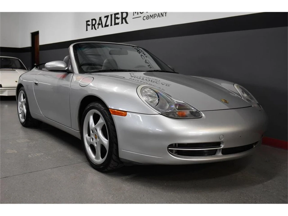 1999 Porsche 996 Carrera - Image 19 of 31