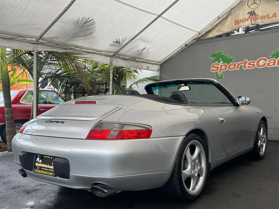 1999 Porsche 996 Carrera - Image 10 of 31