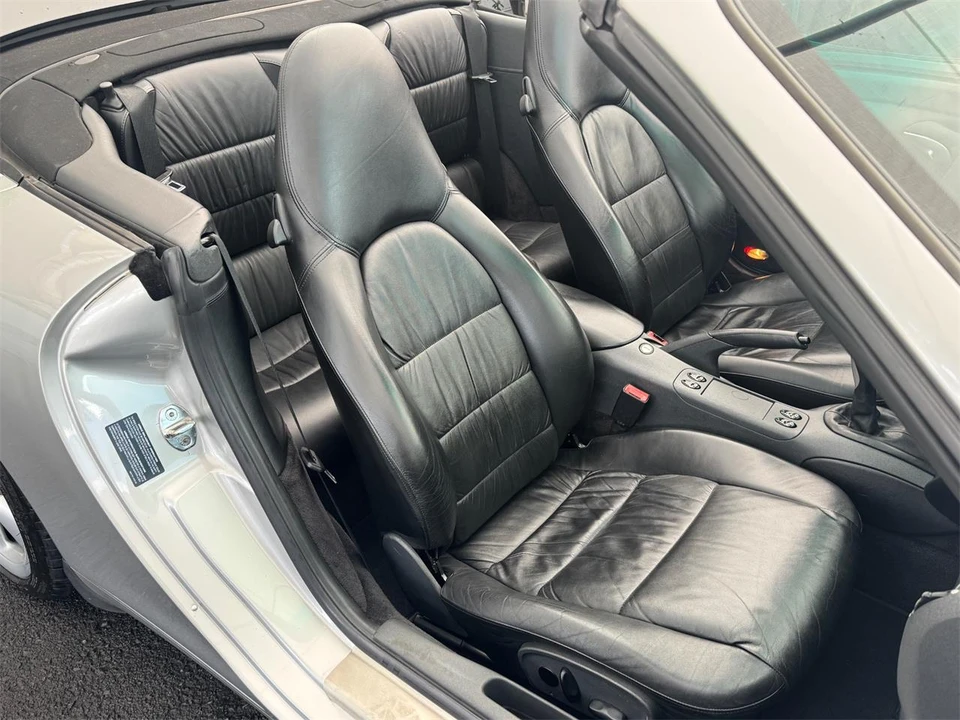 1999 Porsche 996 Carrera - Image 29 of 31