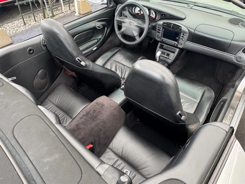 1999 Porsche 996 Carrera - Image 17 of 31