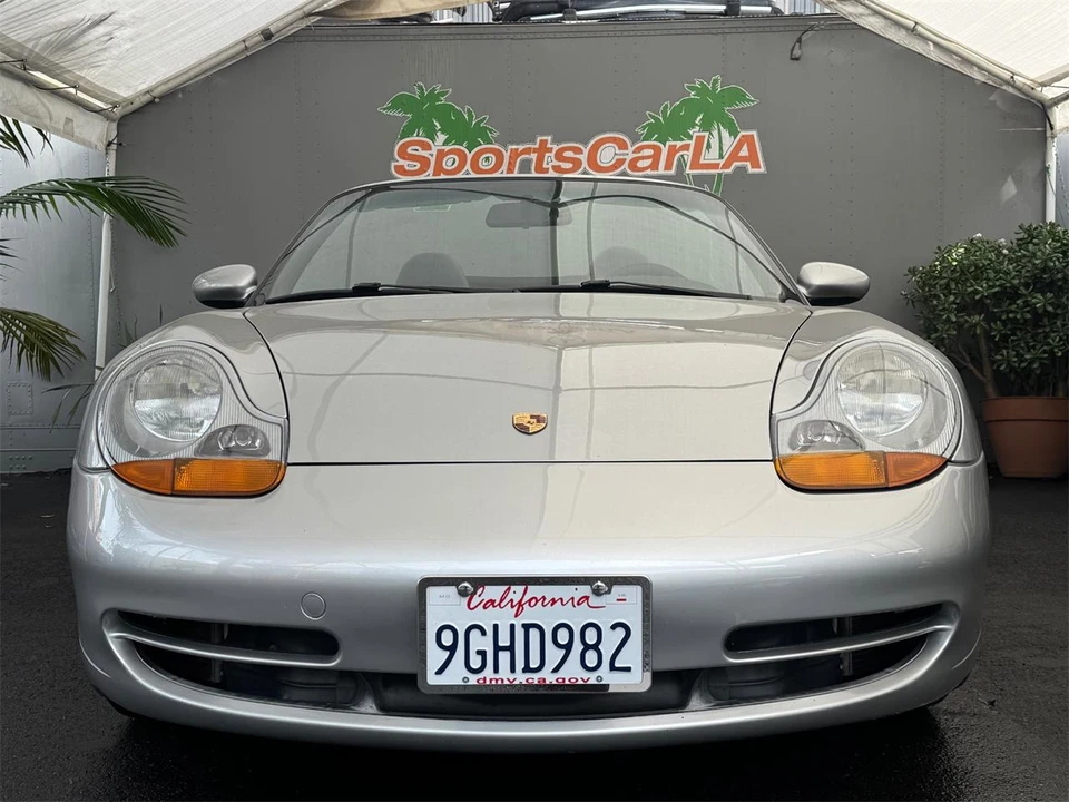 1999 Porsche 996 Carrera - Image 9 of 31