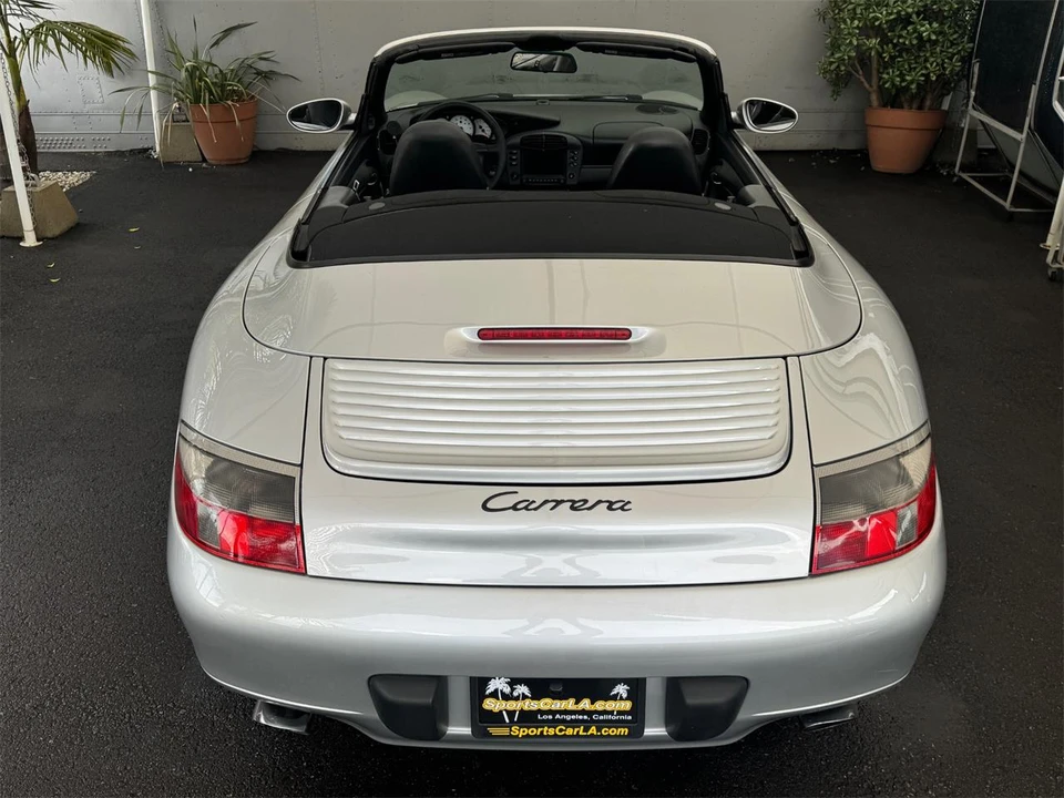 1999 Porsche 996 Carrera - Image 12 of 31
