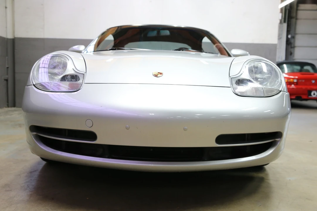1999 Porsche 996 Carrera - Image 16 of 31