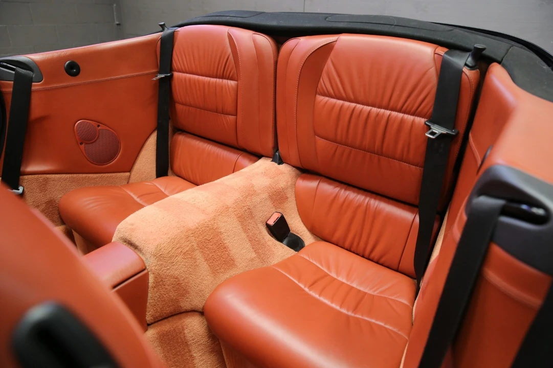 1999 Porsche 996 Carrera - Image 11 of 31