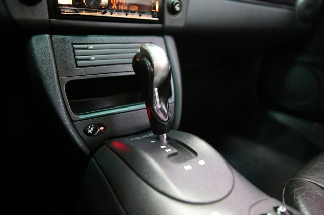1999 Porsche 996 Carrera - Image 18 of 21