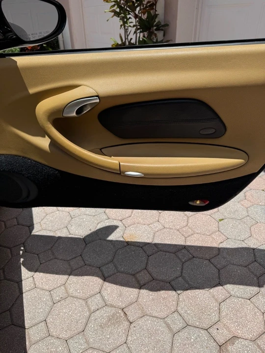 1999 Porsche 996 Carrera - Image 16 of 21