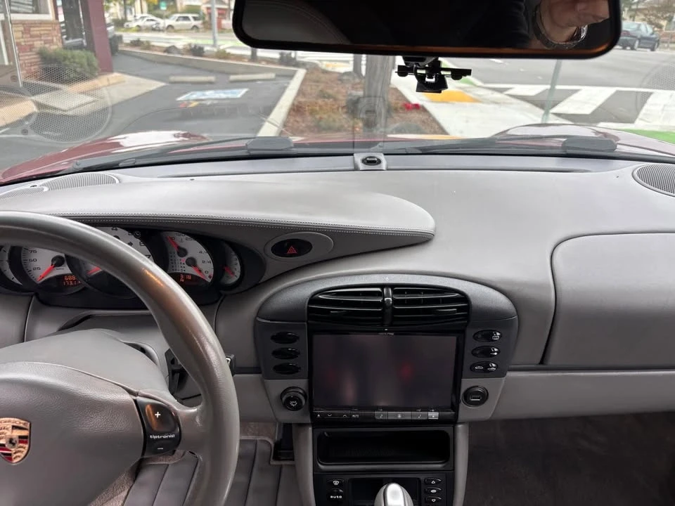1999 Porsche 996 Carrera - Image 8 of 18