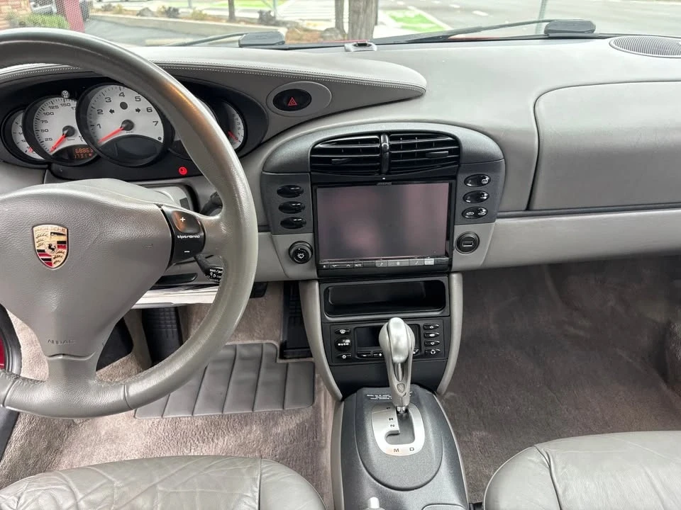 1999 Porsche 996 Carrera - Image 9 of 18
