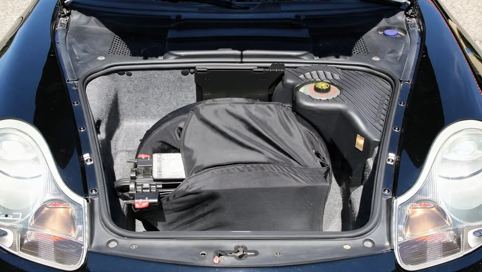 1999 Porsche 996 Carrera - Image 18 of 19