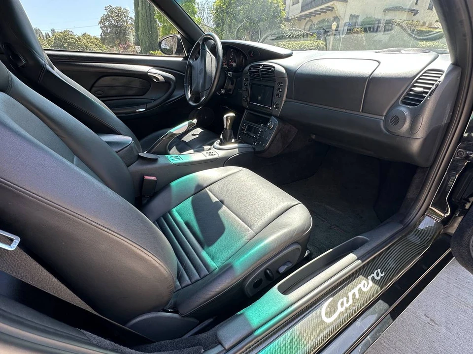 1999 Porsche 996 Carrera - Image 12 of 17