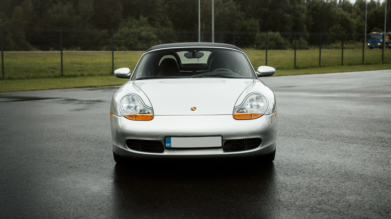1998 Porsche 986 Boxster - Image 2 of 31