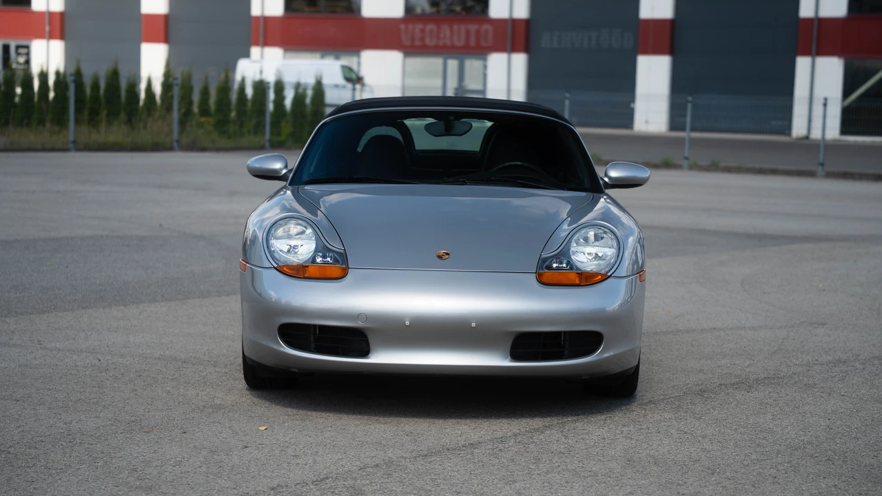 1998 Porsche 986 Boxster - Image 22 of 31