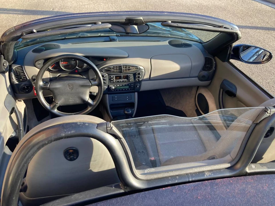 1999 Porsche 986 Boxster - Image 14 of 24