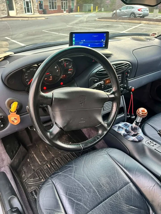 1999 Porsche 986 Boxster - Image 10 of 19