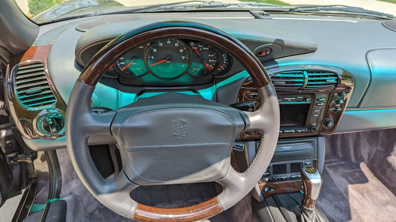 1999 Porsche 996 Carrera - Image 8 of 31