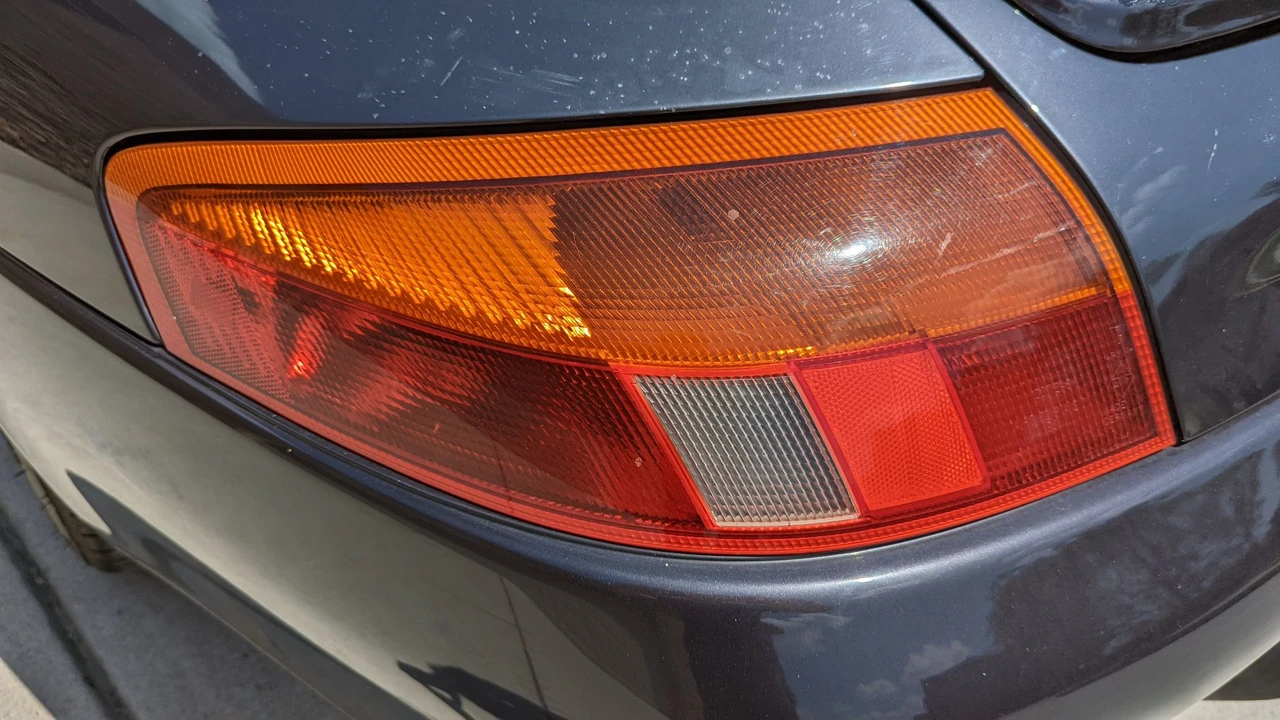 1999 Porsche 996 Carrera - Image 23 of 31