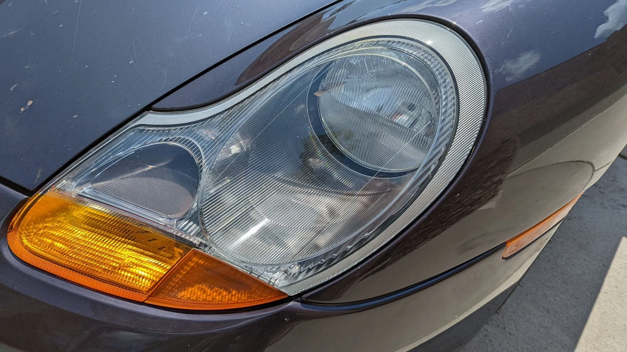 1999 Porsche 996 Carrera - Image 20 of 31