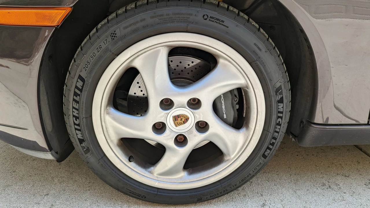 1999 Porsche 996 Carrera - Image 19 of 31