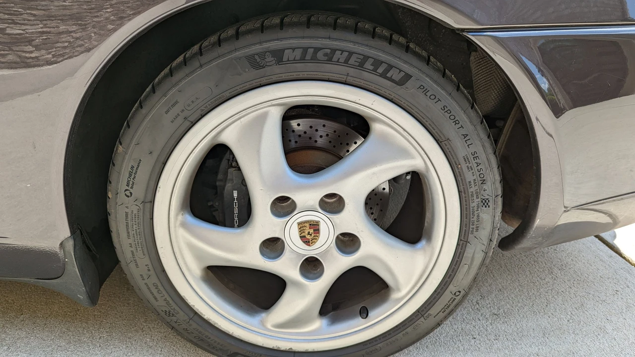 1999 Porsche 996 Carrera - Image 18 of 31