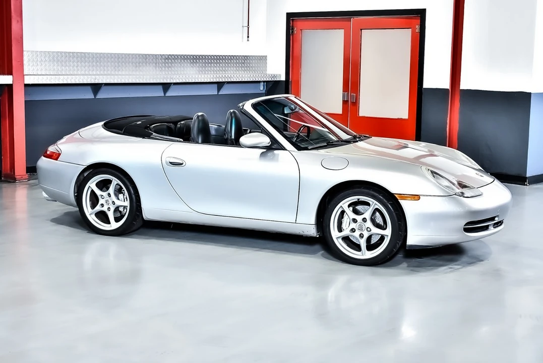 1999 Porsche 996 Carrera 4 - Image 8 of 30