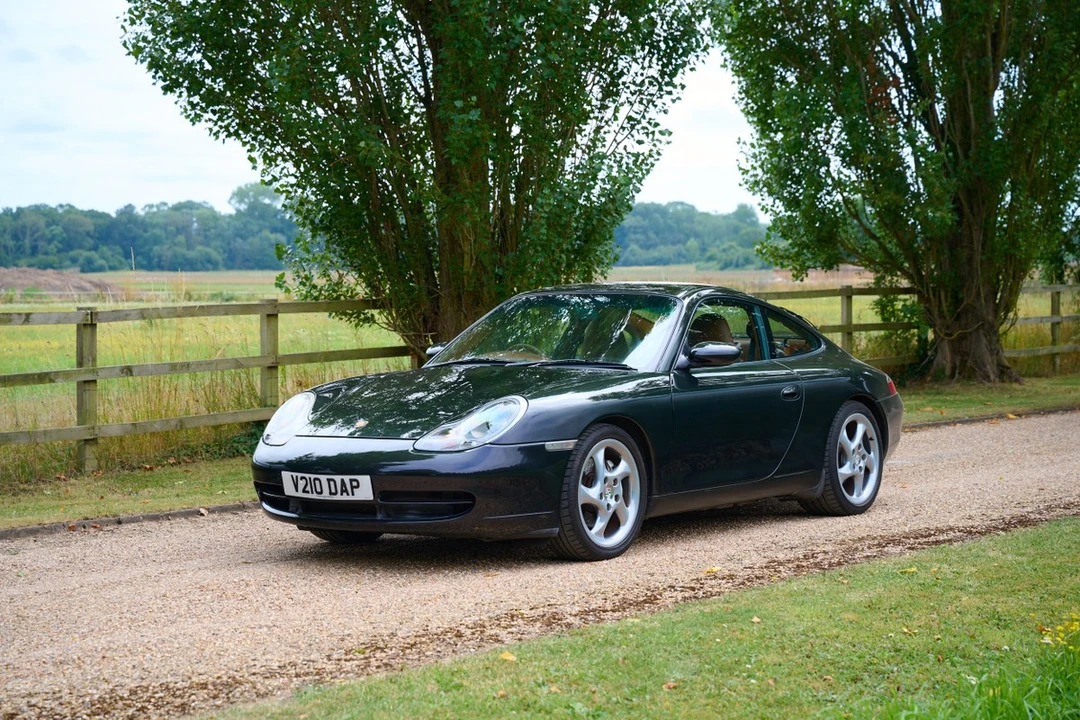 1999 Porsche 996 Carrera 4 - Image 5 of 30