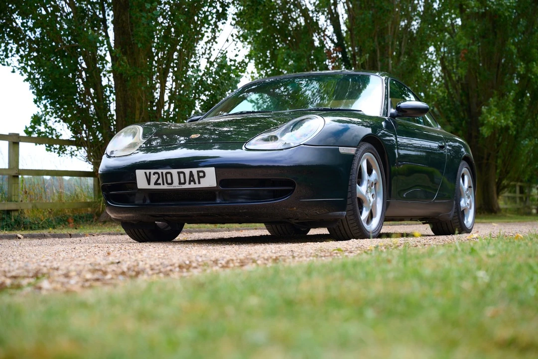 1999 Porsche 996 Carrera 4 - Image 4 of 30