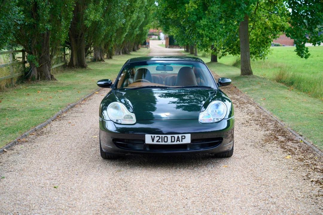 1999 Porsche 996 Carrera 4 - Image 8 of 30