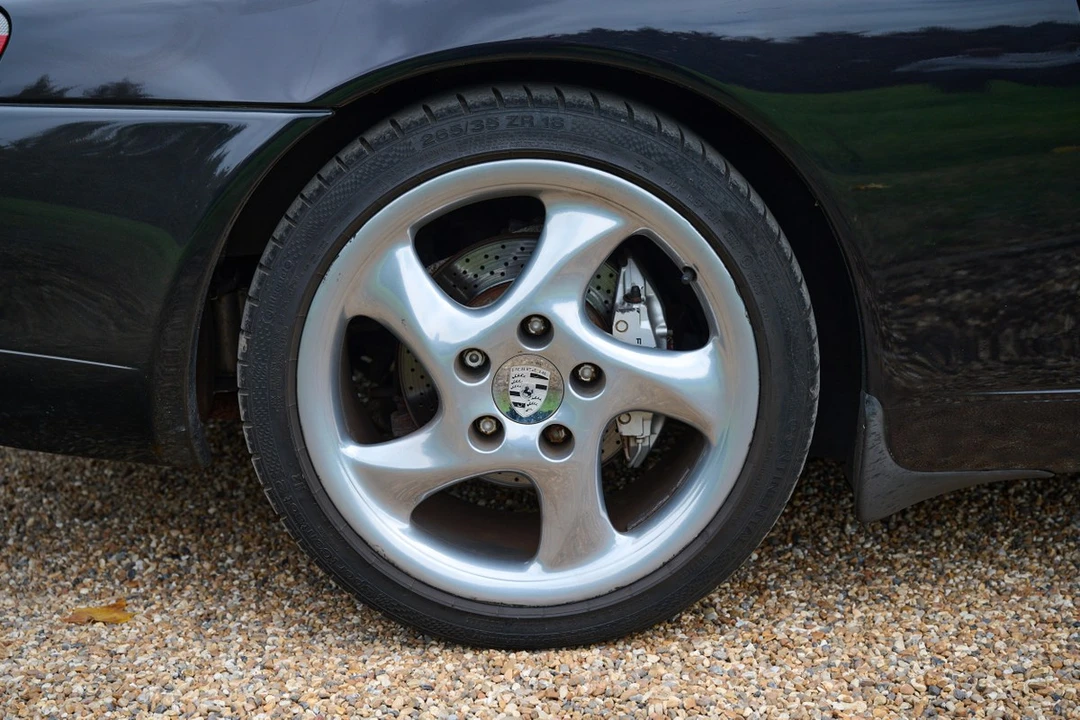 1999 Porsche 996 Carrera 4 - Image 17 of 30