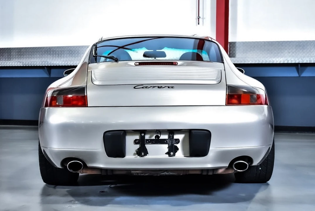 1999 Porsche 996 Carrera - Image 18 of 31