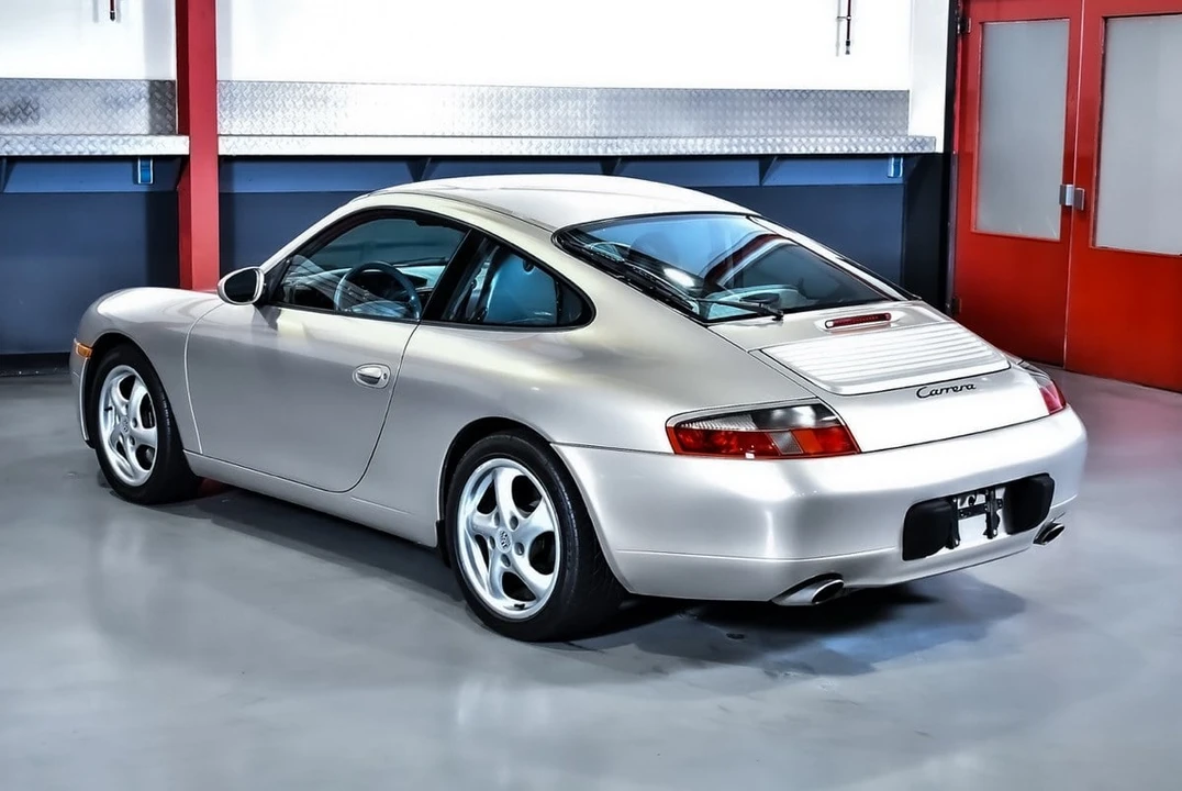 1999 Porsche 996 Carrera - Image 21 of 31