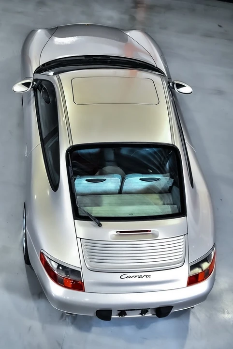 1999 Porsche 996 Carrera - Image 26 of 31