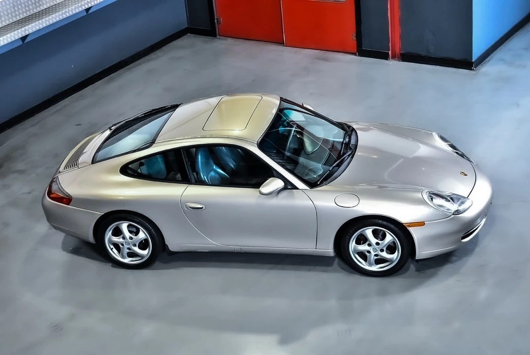 1999 Porsche 996 Carrera - Image 14 of 31