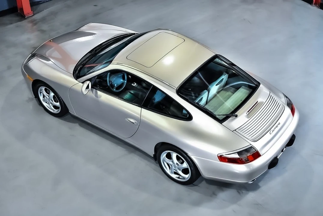 1999 Porsche 996 Carrera - Image 27 of 31
