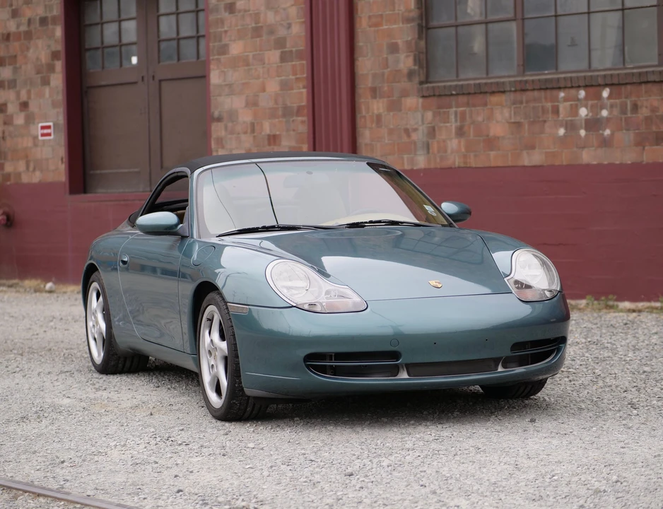 1999 Porsche 996 Carrera - Image 10 of 31