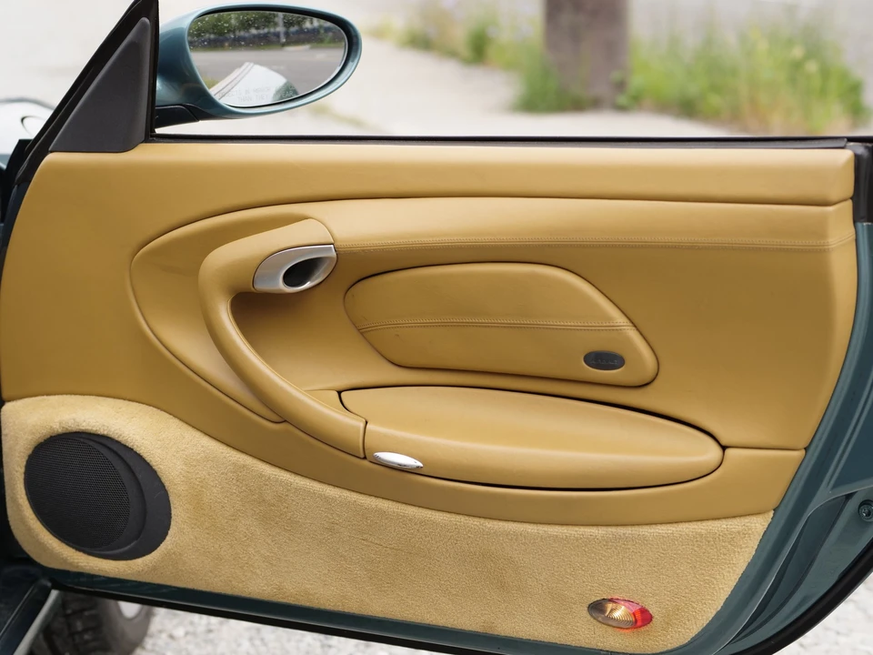 1999 Porsche 996 Carrera - Image 17 of 31