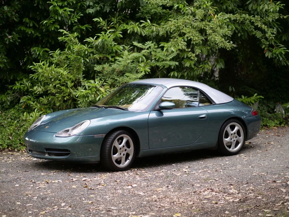 1999 Porsche 996 Carrera - Image 28 of 31