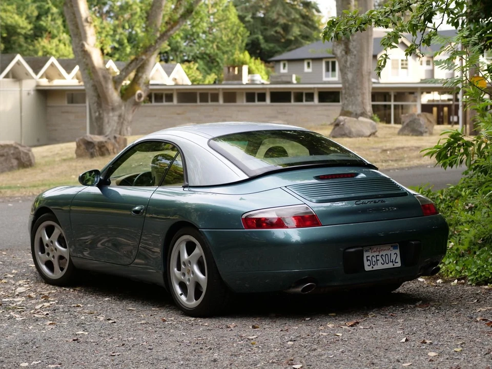 1999 Porsche 996 Carrera - Image 27 of 31