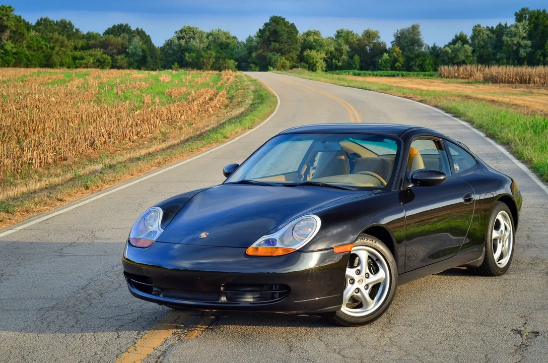 1999 Porsche 996 Carrera - Image 2 of 6