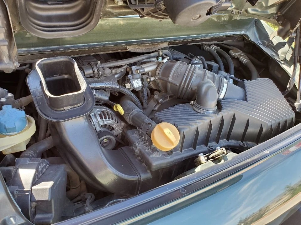 1999 Porsche 996 Carrera - Image 10 of 13