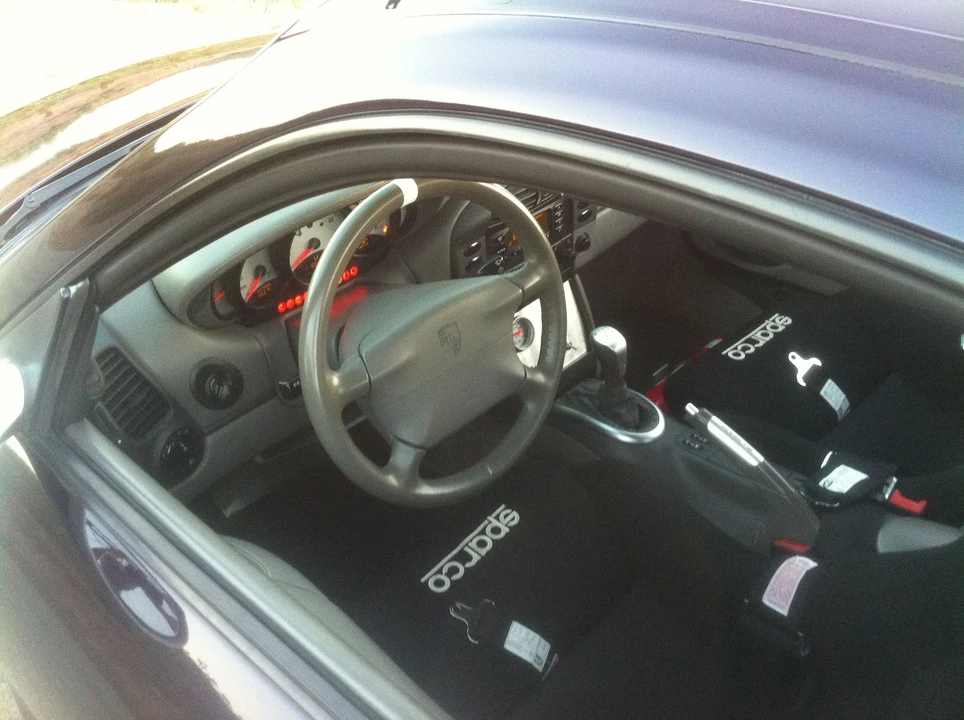 1999 Porsche 996 Carrera - Image 2 of 7