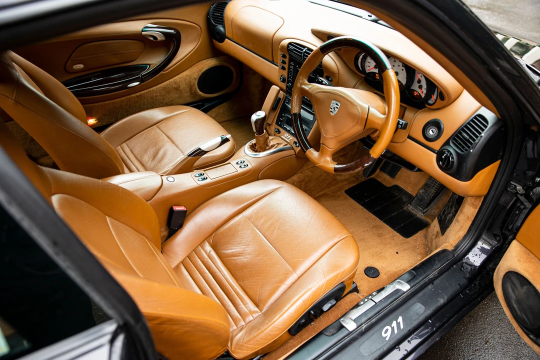 1999 Porsche 996 Carrera 4 - Image 9 of 21