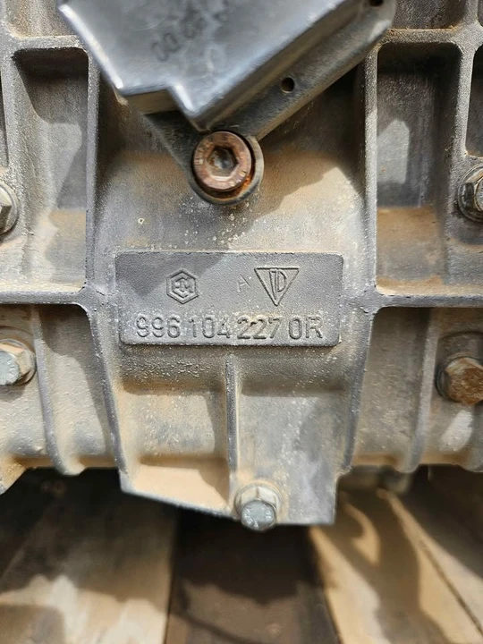 1999 Parts & Memorabilia Engines - Image 3 of 6