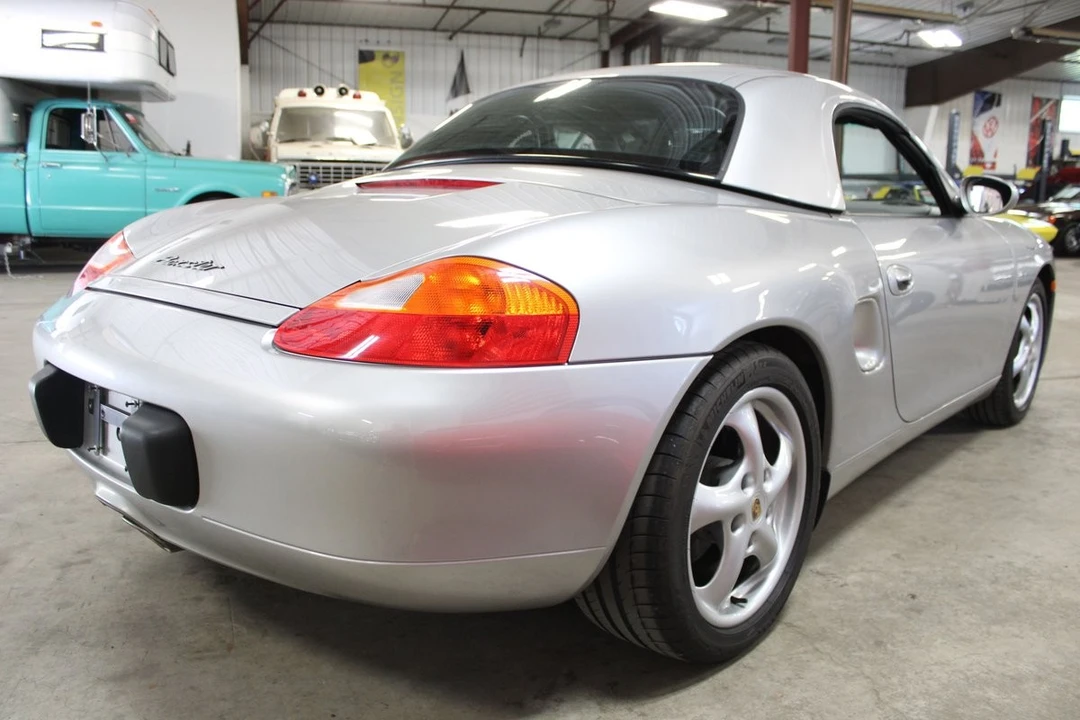 1999 Porsche 986 Boxster - Image 17 of 31