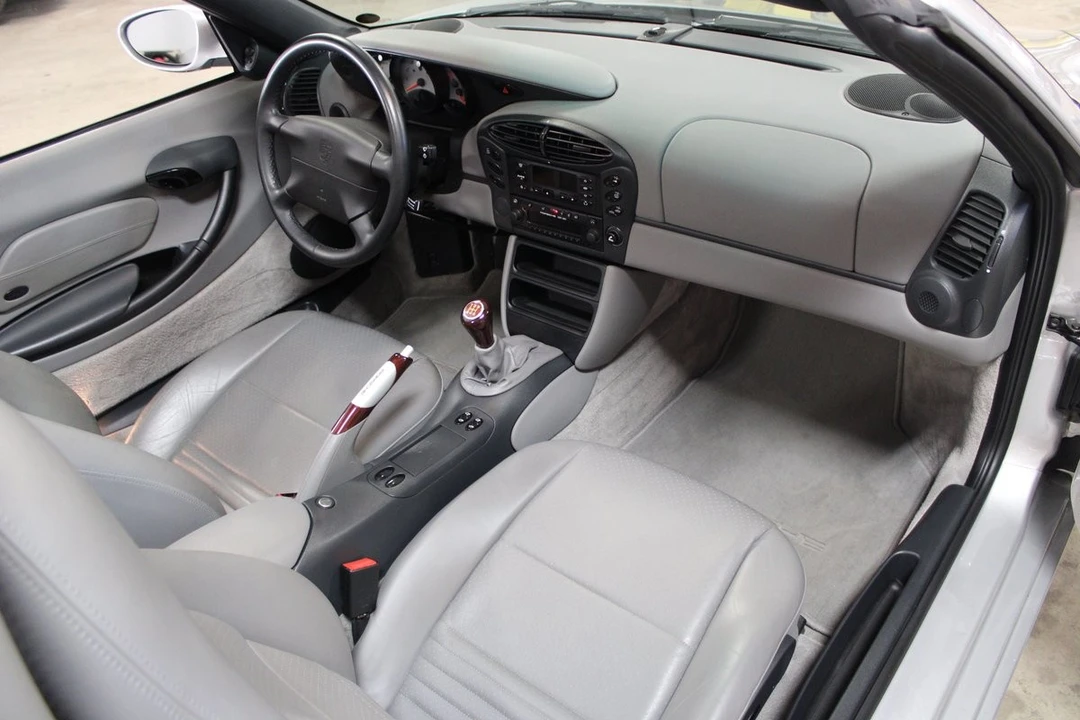 1999 Porsche 986 Boxster - Image 29 of 31