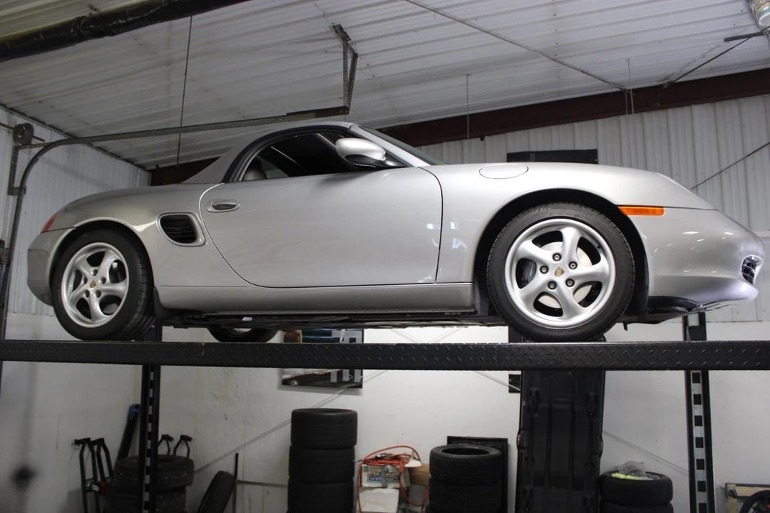 1999 Porsche 986 Boxster - Image 12 of 31